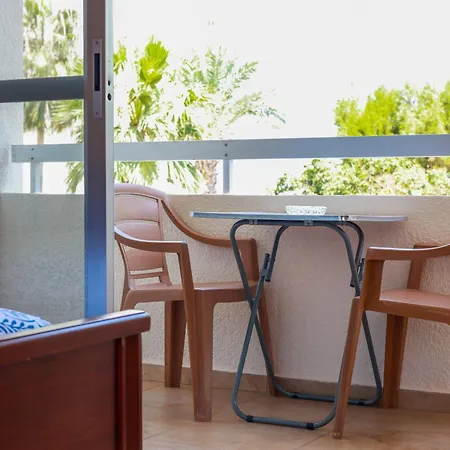 Piale Palms Makenzie Front Apartment, Appartamento *