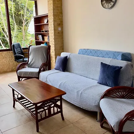 Piale Palms Makenzie Front Apartment, Appartamento Larnaca