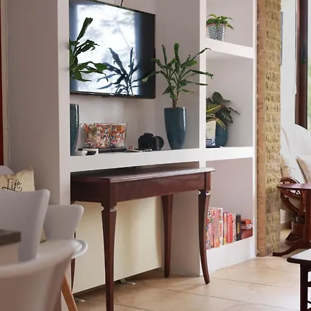 Piale Palms Makenzie Front Apartment, Appartamento