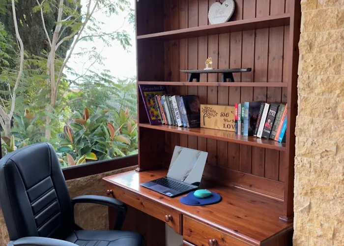 Piale Palms Makenzie Front Apartment, * Lárnaka