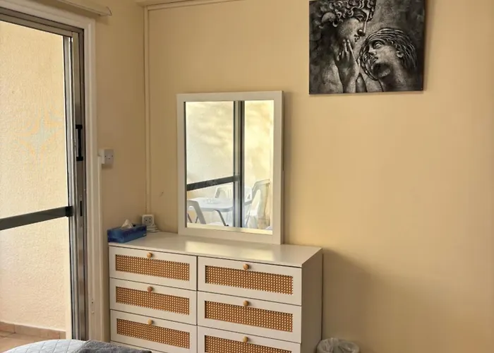 Piale Palms Makenzie Front Airport Area *