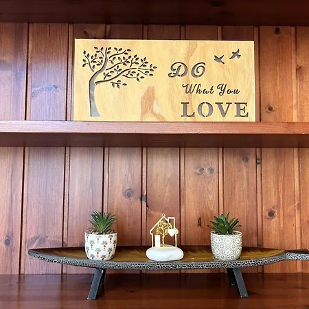 Piale Palms Makenzie Front Apartment, * Larnaca