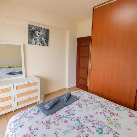 Апартаменты Piale Palms Makenzie Front Airport Area Ларнака
