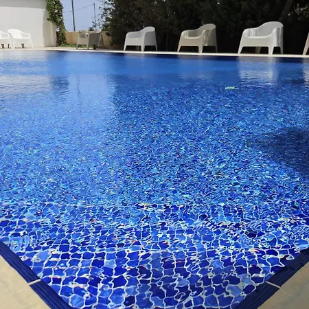 Piale Palms Makenzie Front Airport Area *