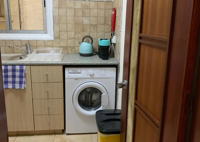 Piale Palms Makenzie Front Airport Area