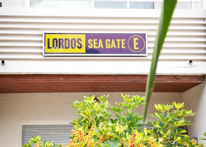 Piale Palms Makenzie Front Airport Area Апартаменты Ларнака