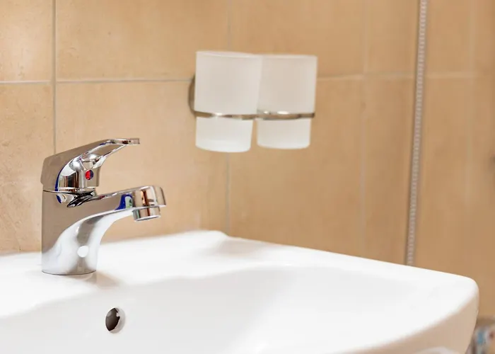 Piale Palms Makenzie Front Airport Area Ларнака